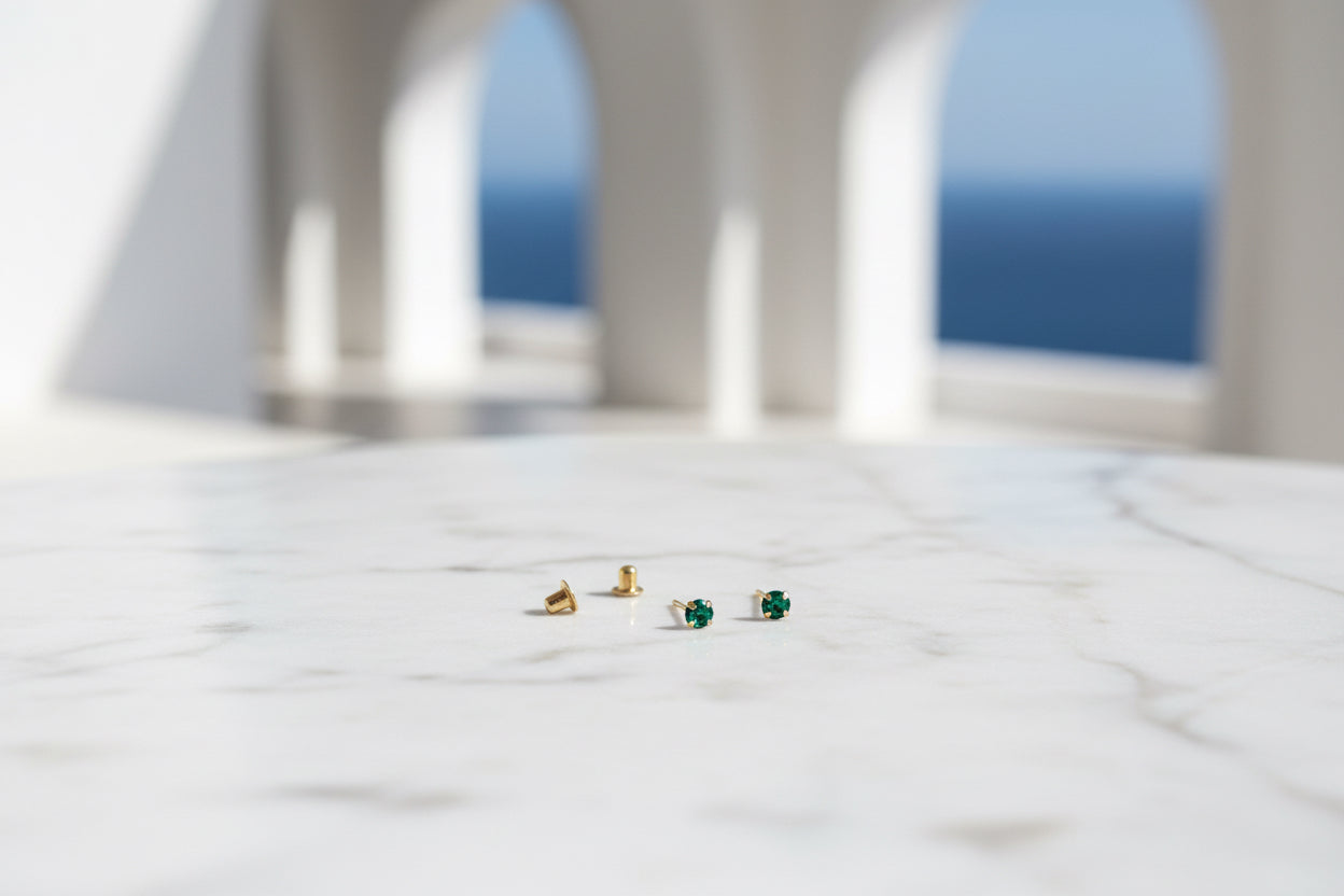 Brinco gota verde em ouro 18k